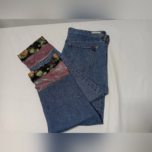Anthropologie  Pilcro and The Letterpress Boyfriend Slim jeans.  Ladies size 31 - Picture 9 of 9